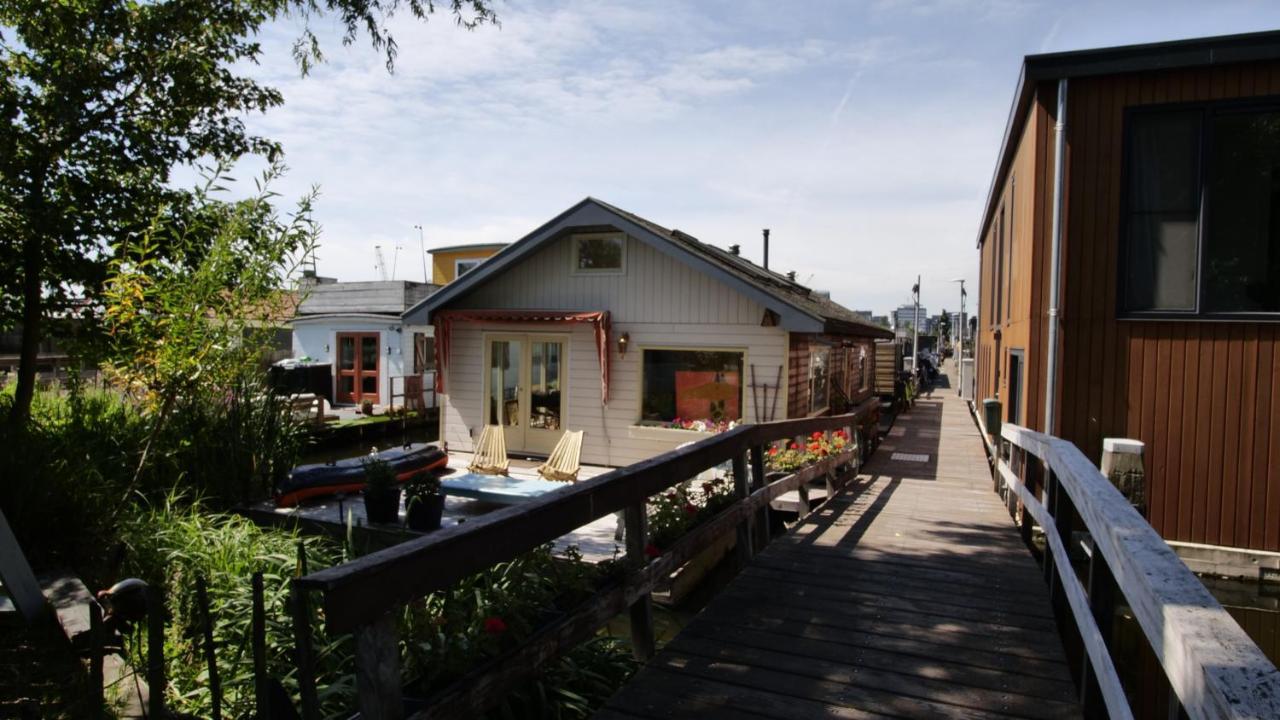 Houseboat Apartment With Water Terrace, Free Parking, Free Bikes & Fast Wifi Amsterdam Dış mekan fotoğraf
