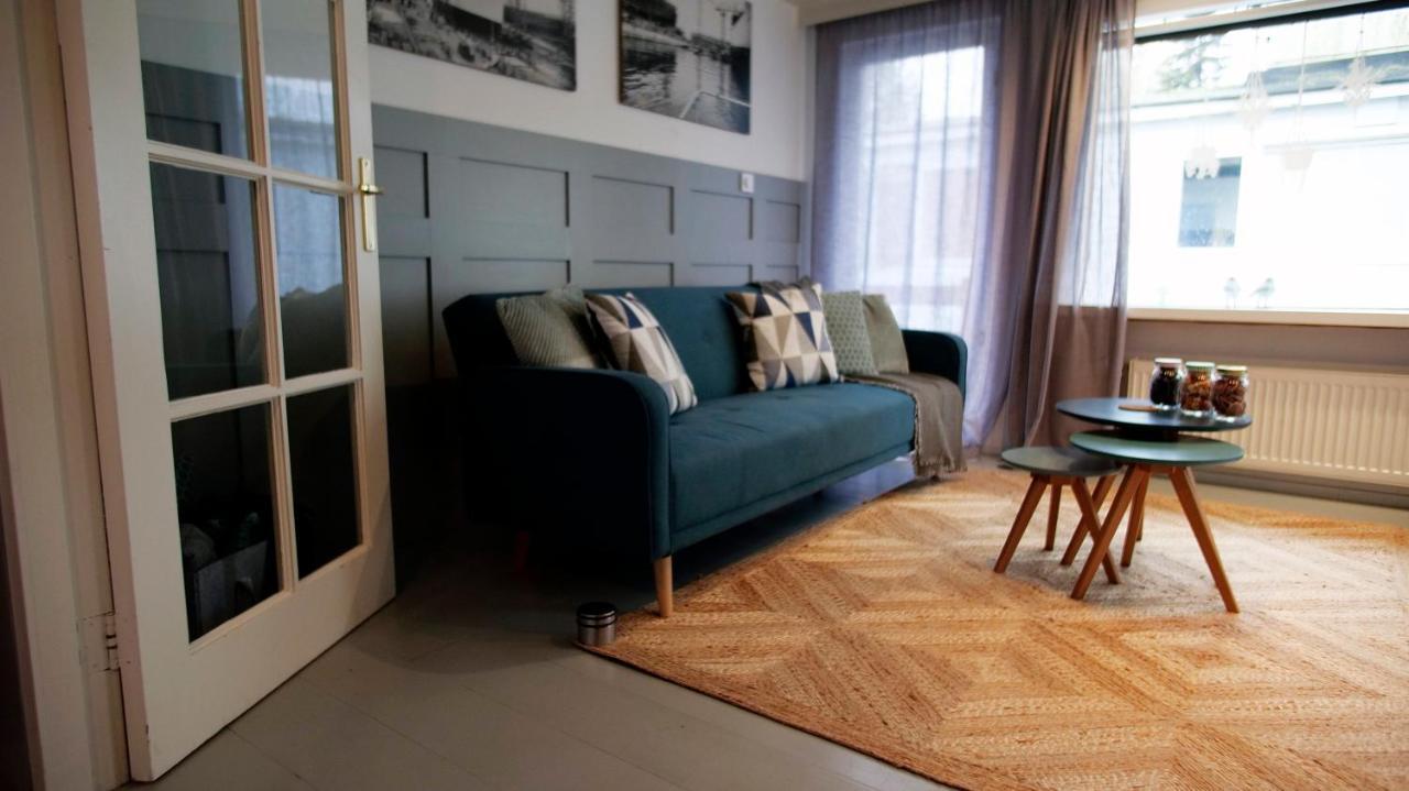 Houseboat Apartment With Water Terrace, Free Parking, Free Bikes & Fast Wifi Amsterdam Dış mekan fotoğraf